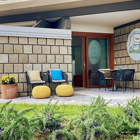 Apartment Seafront D'olivo Al Mare